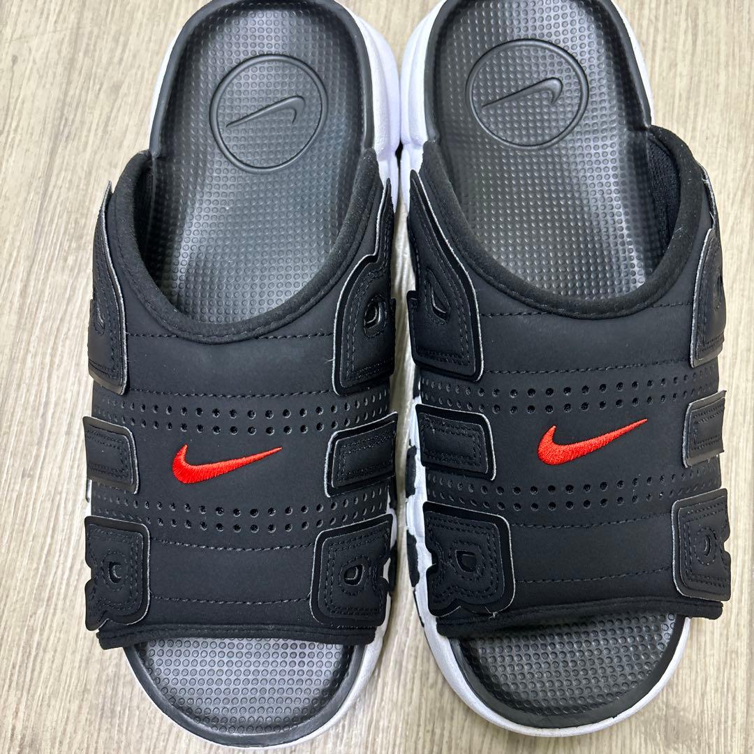ナイキ エアモアアップテンポ スライド サンダル ブラック 27センチ