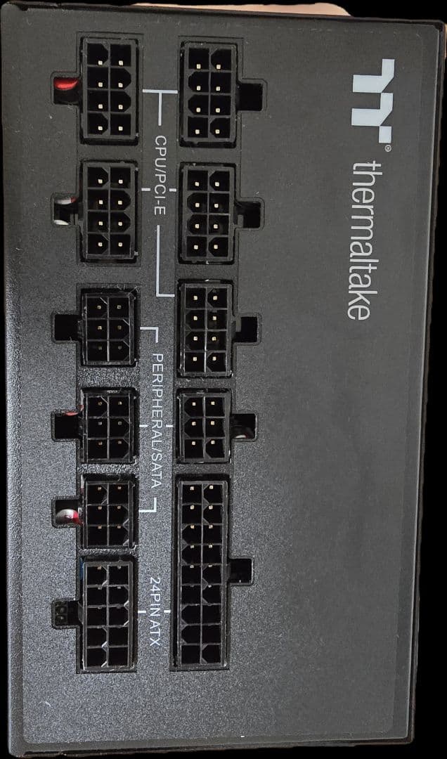 【3連休限定値下げ】TOUGHPOWER GF1 1200W 電源