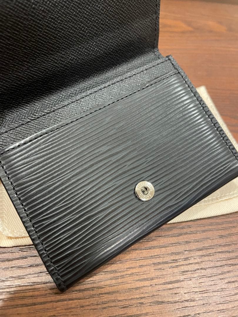 LOUIS VUITTON エピ 名刺入れ