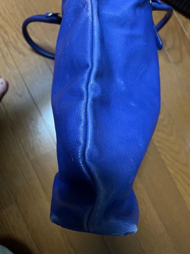 値下げなし【即購入OK】ヴェルサーチェ（Versace）レザーバッグ