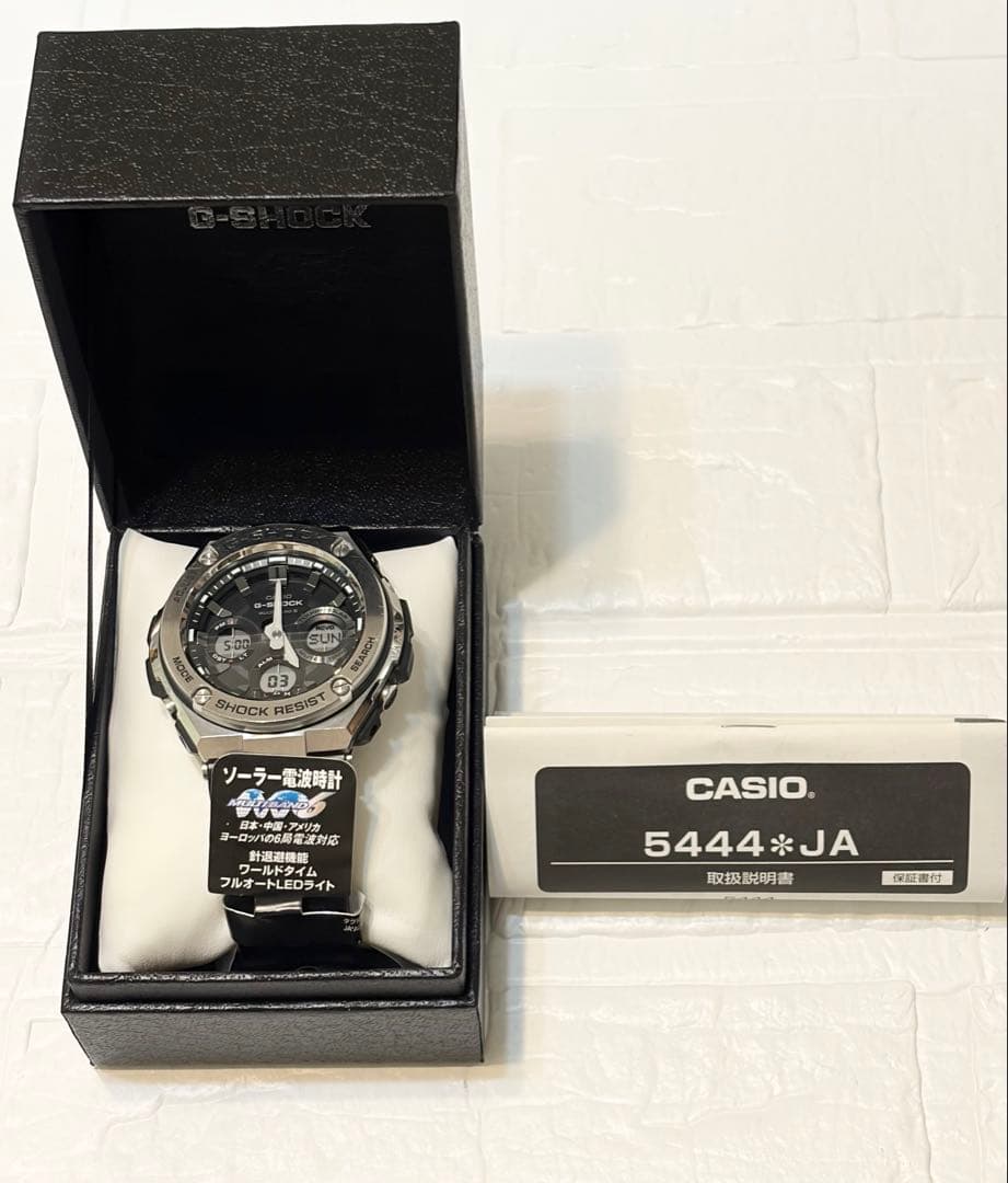 国内正規品 カシオ Gショック5444 GST-W110 ソーラー電波時計