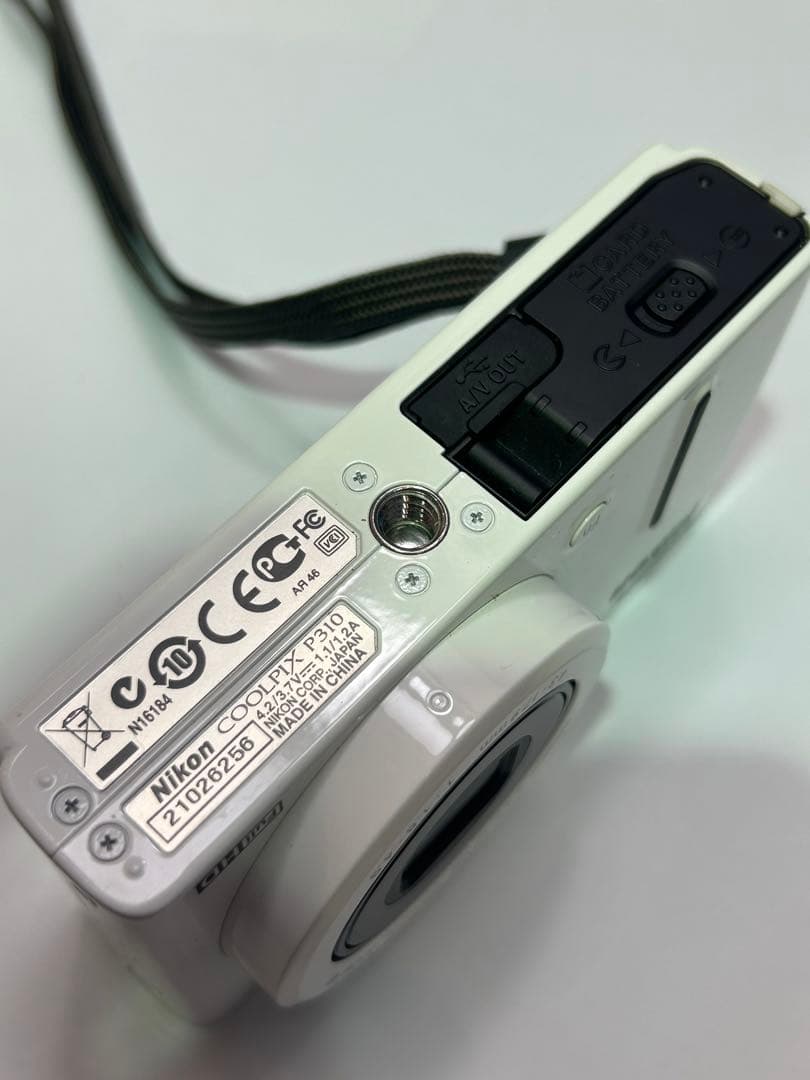 Nikon Coolpix ニコン　クールピクスP310 デジタルカメラ