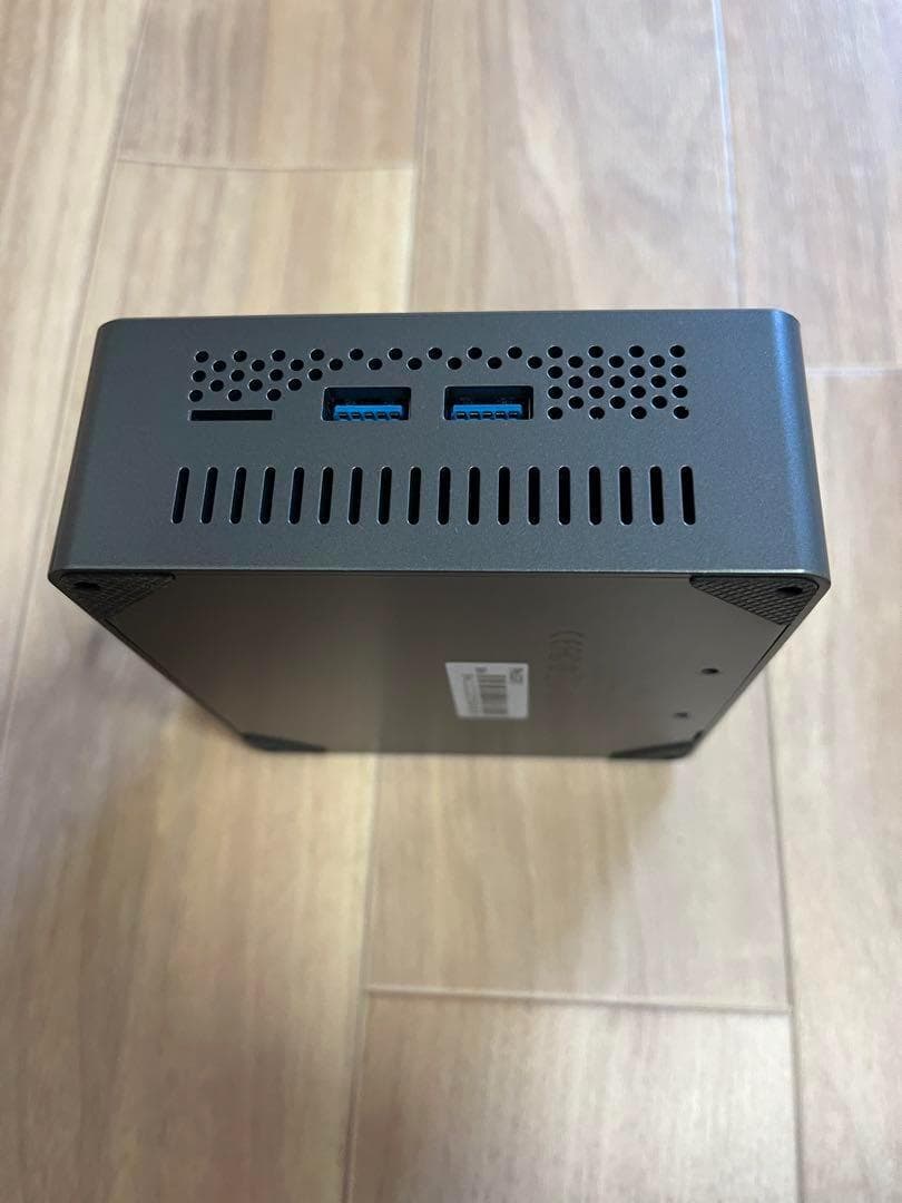 BMAX -JP-B2S（ミニPC）