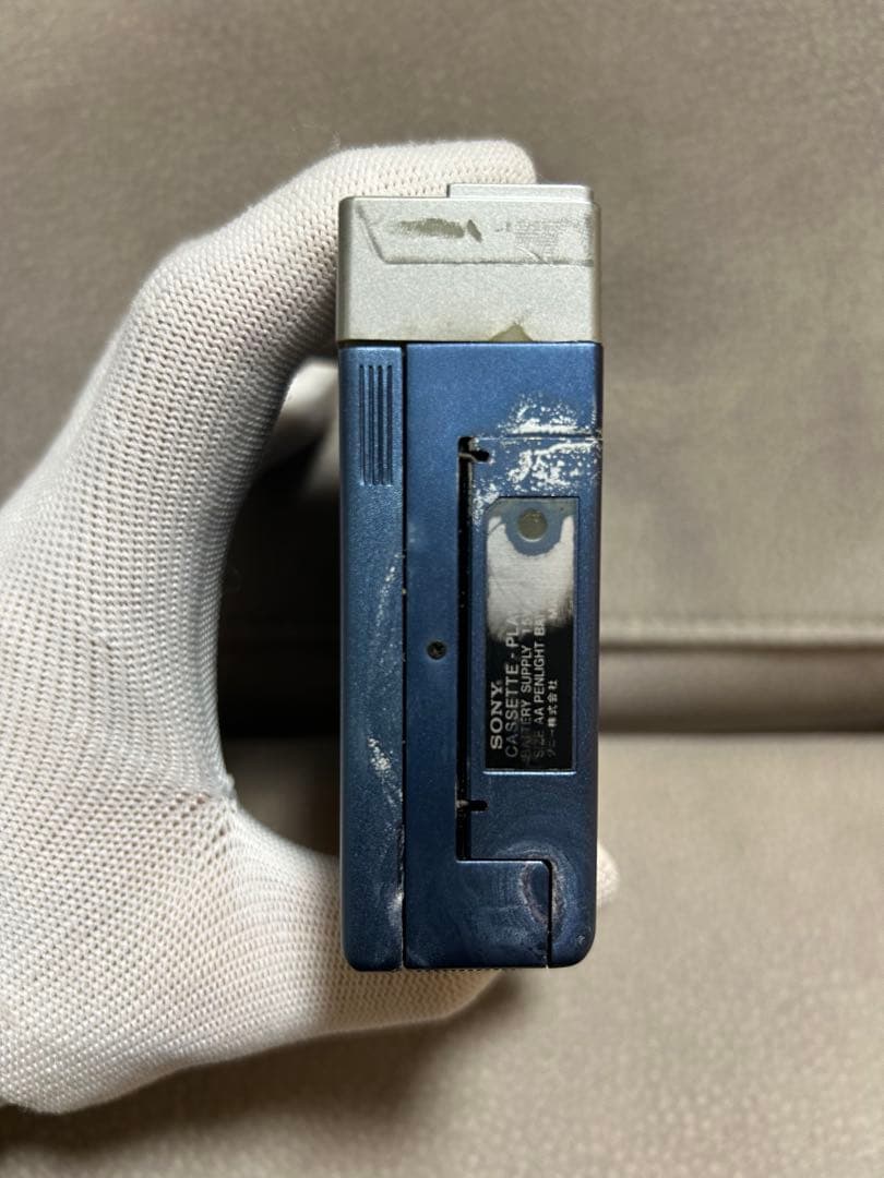 【激安】SONY初代WALKMAN TPS-L2 カバー付き