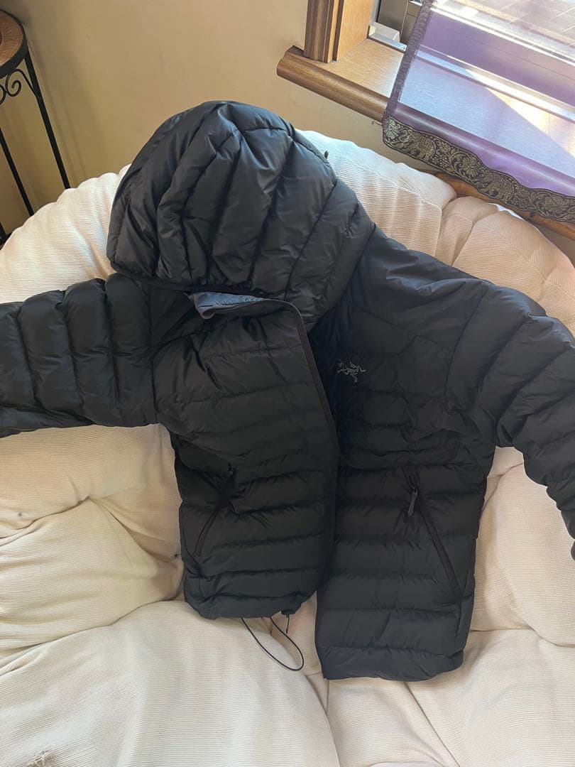 アークテリクス　セリウムフーディ　ブラック　mサイズ