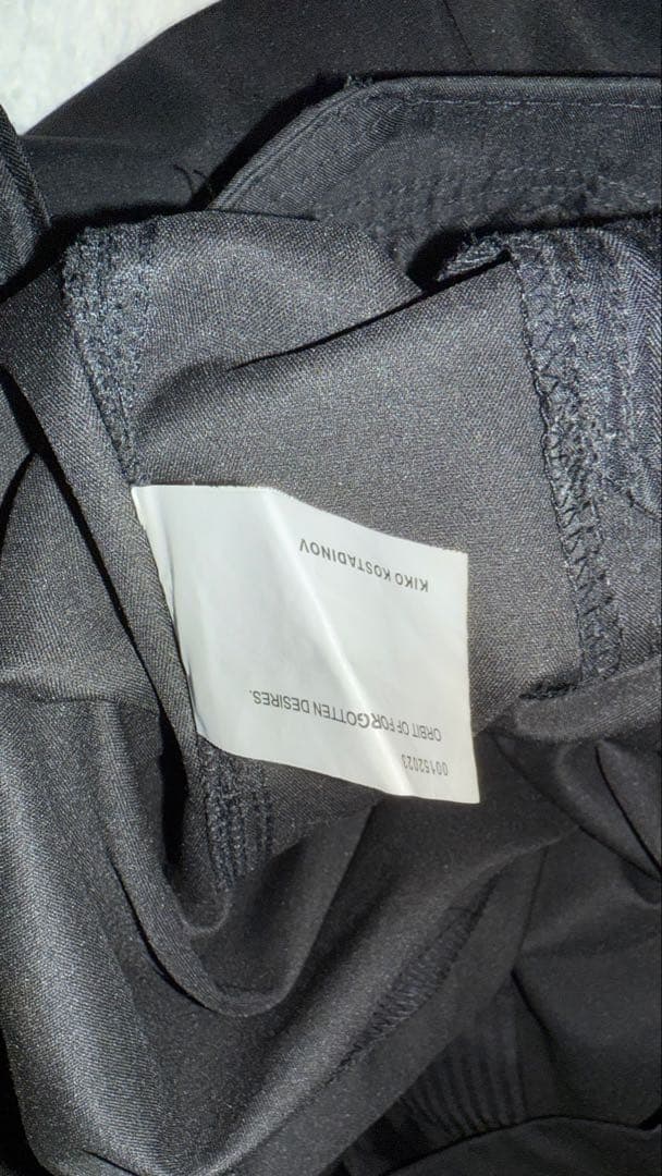 ブラック ワイドパンツ