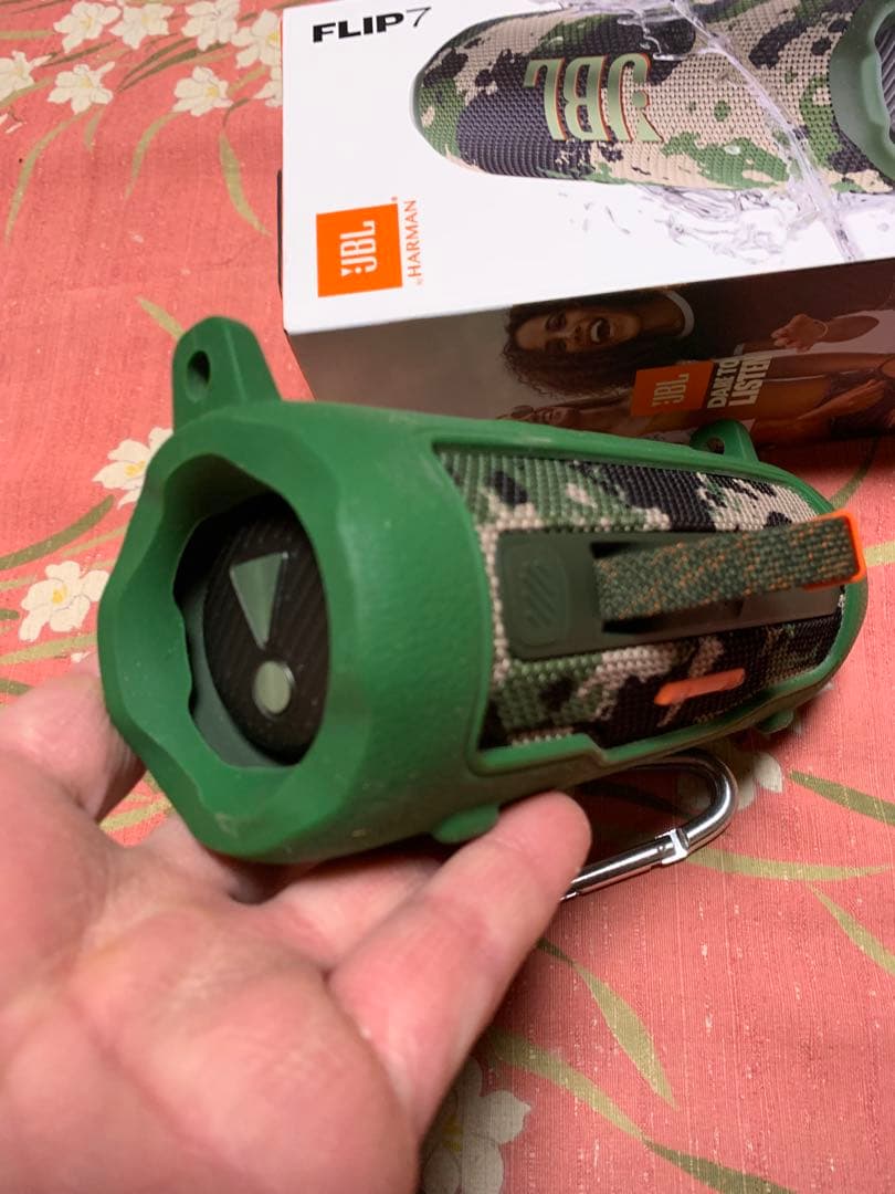 ‼️最終お値引き‼️JBLFLIP7SQUAD ブルート ウーススピーカースクワッド