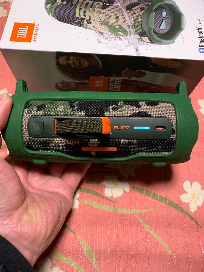 ‼️最終お値引き‼️JBLFLIP7SQUAD ブルート ウーススピーカースクワッド