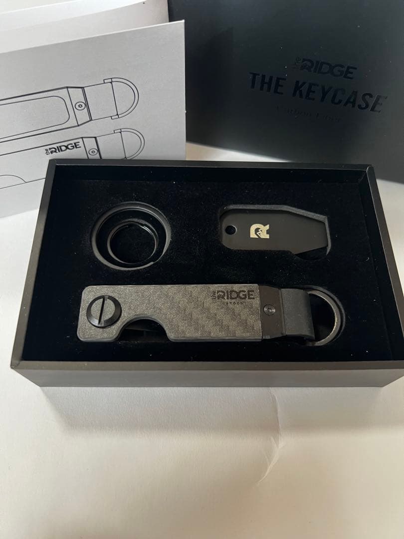 the RIDGE リッジ・キーケース カーボンファイバー 3k