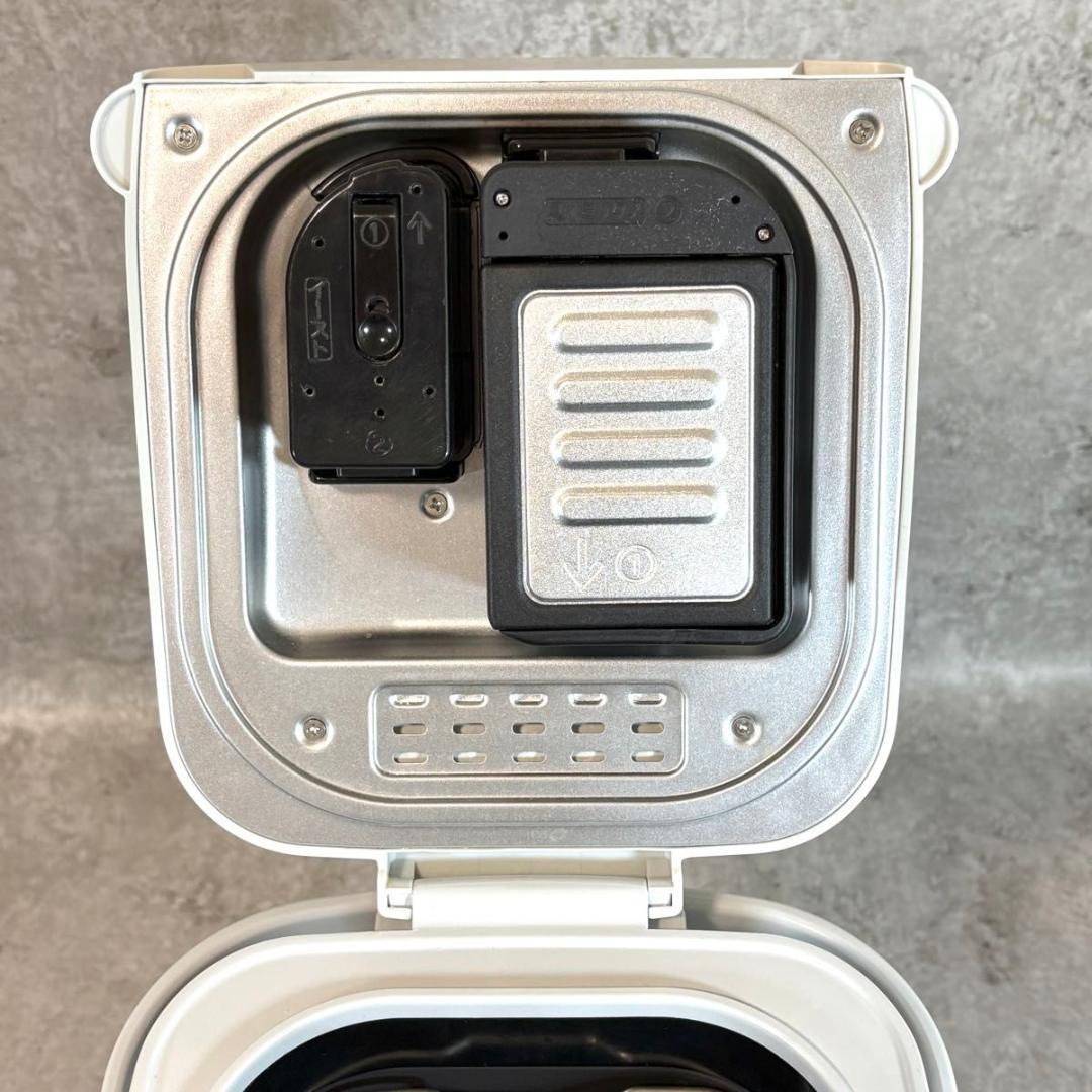 【良品】タイガー　IHホームベーカリー 家庭用　KBD-X100