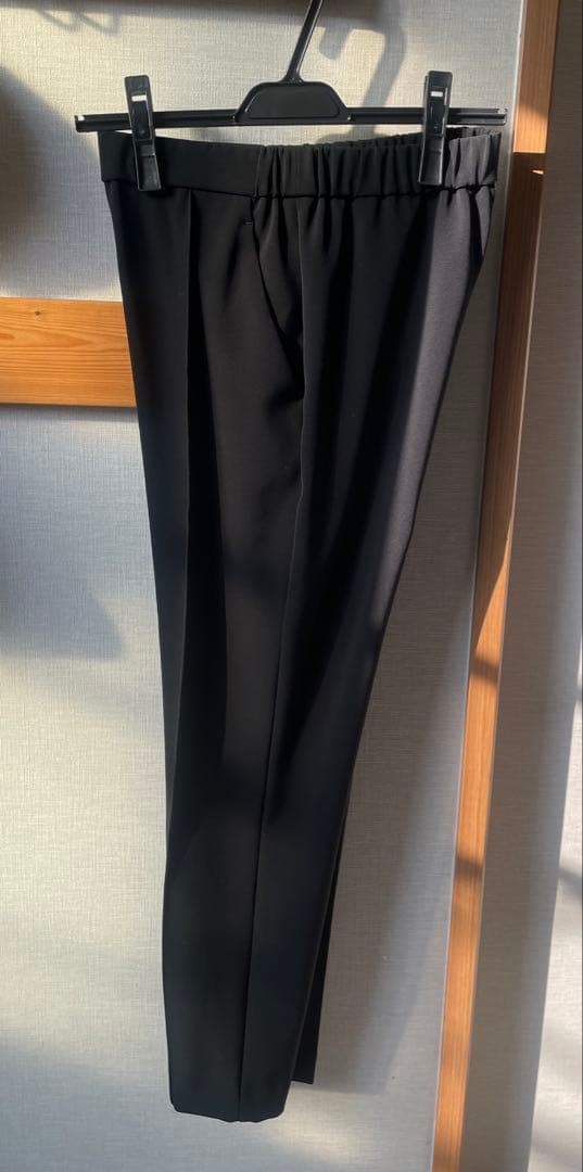 yori ピンタックセレモニーパンツ