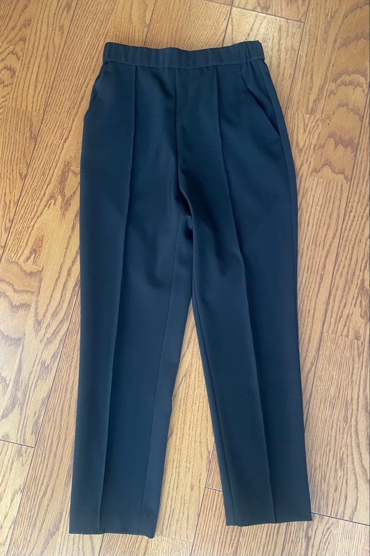 yori ピンタックセレモニーパンツ