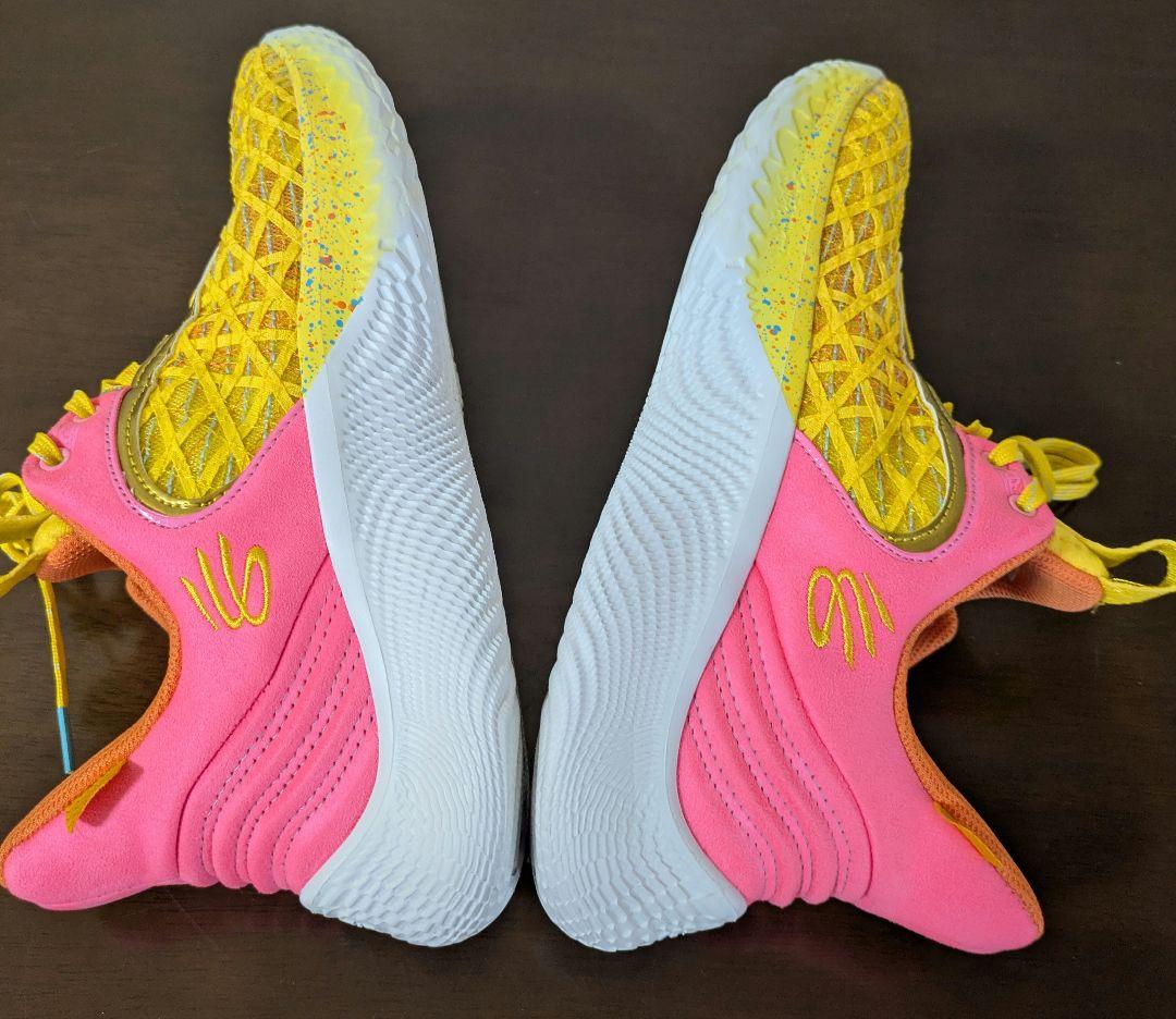 アンダーアーマー　カリー フロー 9 セサミストリート　27.5cm