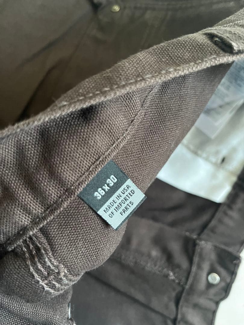 カーハート　ダブルニーワークパンツ