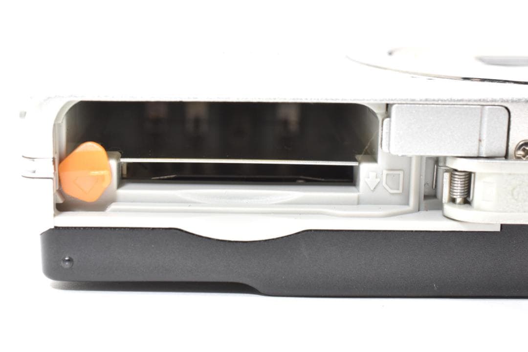 ニコン COOLPIX S570 コンデジ デジタルカメラ