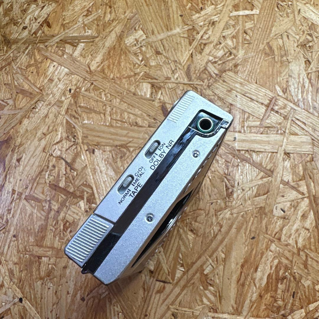 SONY WM-30 カセットプレーヤー シルバー　ジャンク