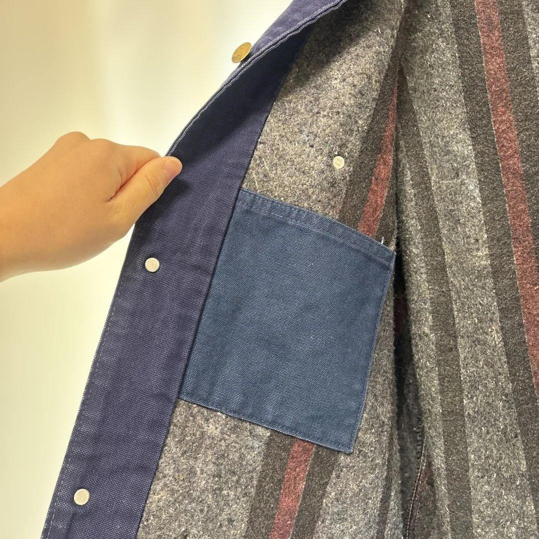 Carhartt ネイビー ダックジャケット