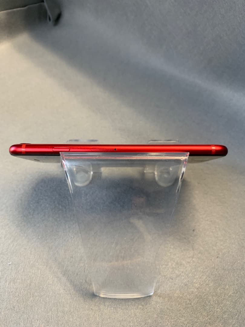 美品　国内版　SIMフリー　iPhoneSE 第3世代　 64GB レッド色