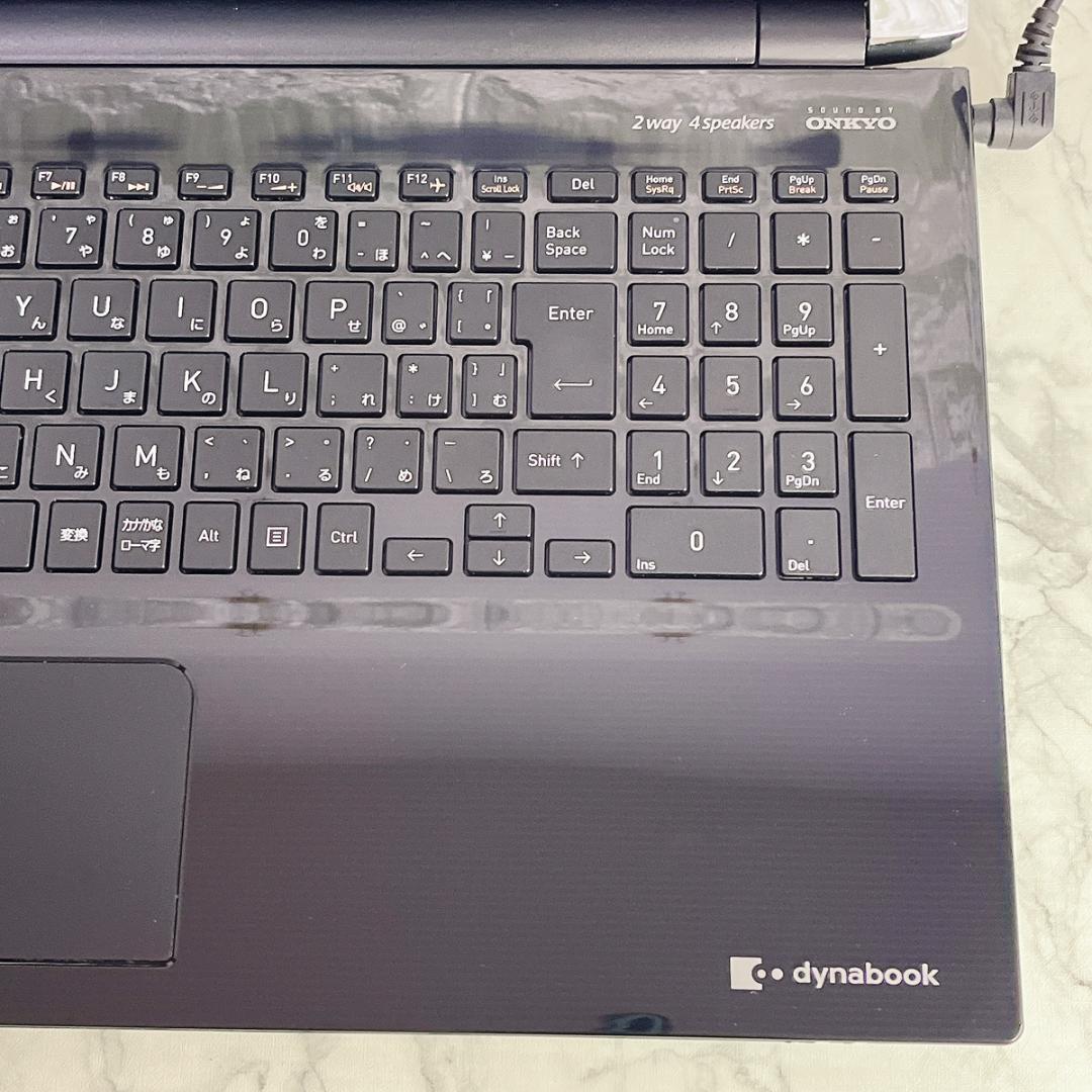 美品✨Windows11✨新品爆速SSD薄型ノートパソコン黒✨カメラ オフィス付