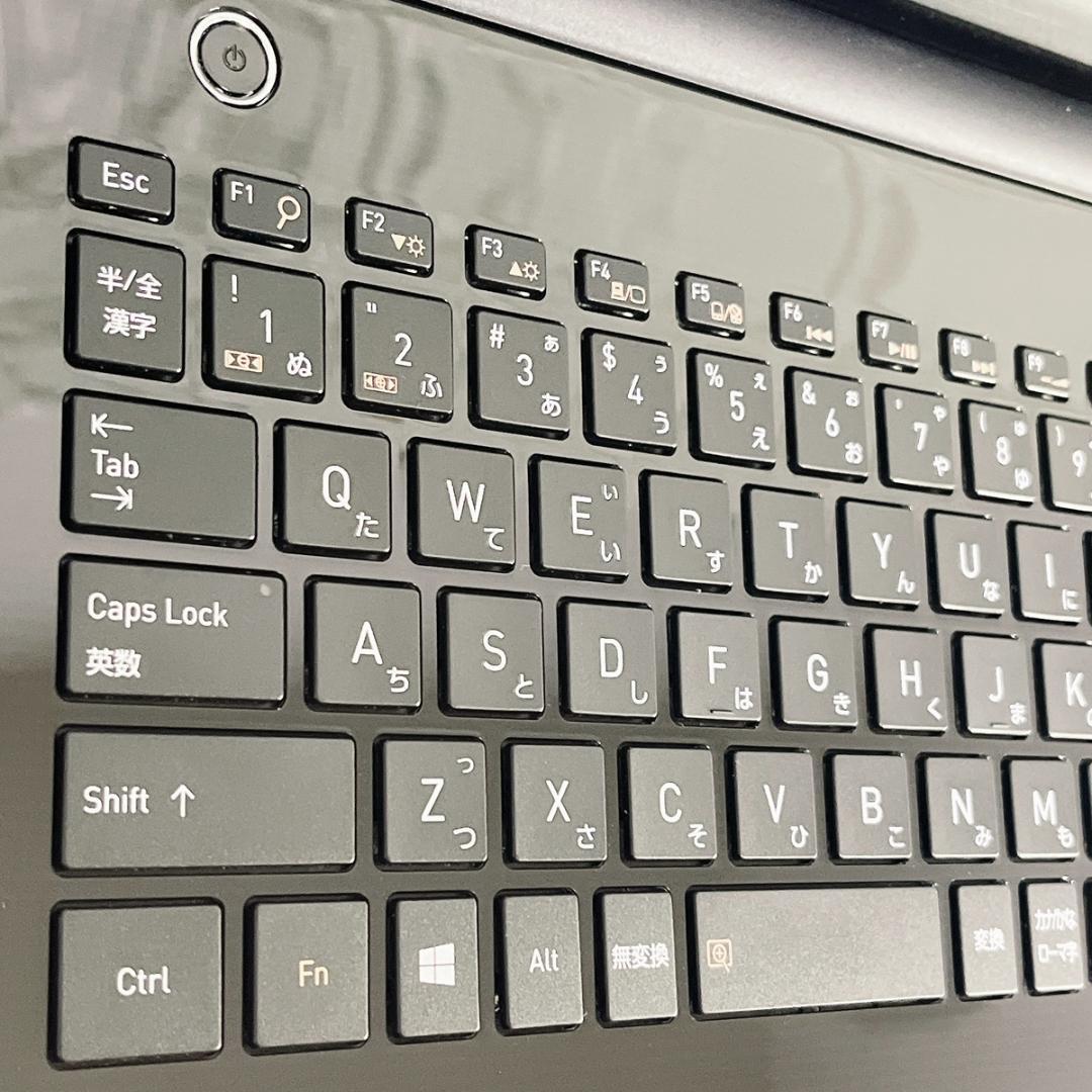 美品✨Windows11✨新品爆速SSD薄型ノートパソコン黒✨カメラ オフィス付