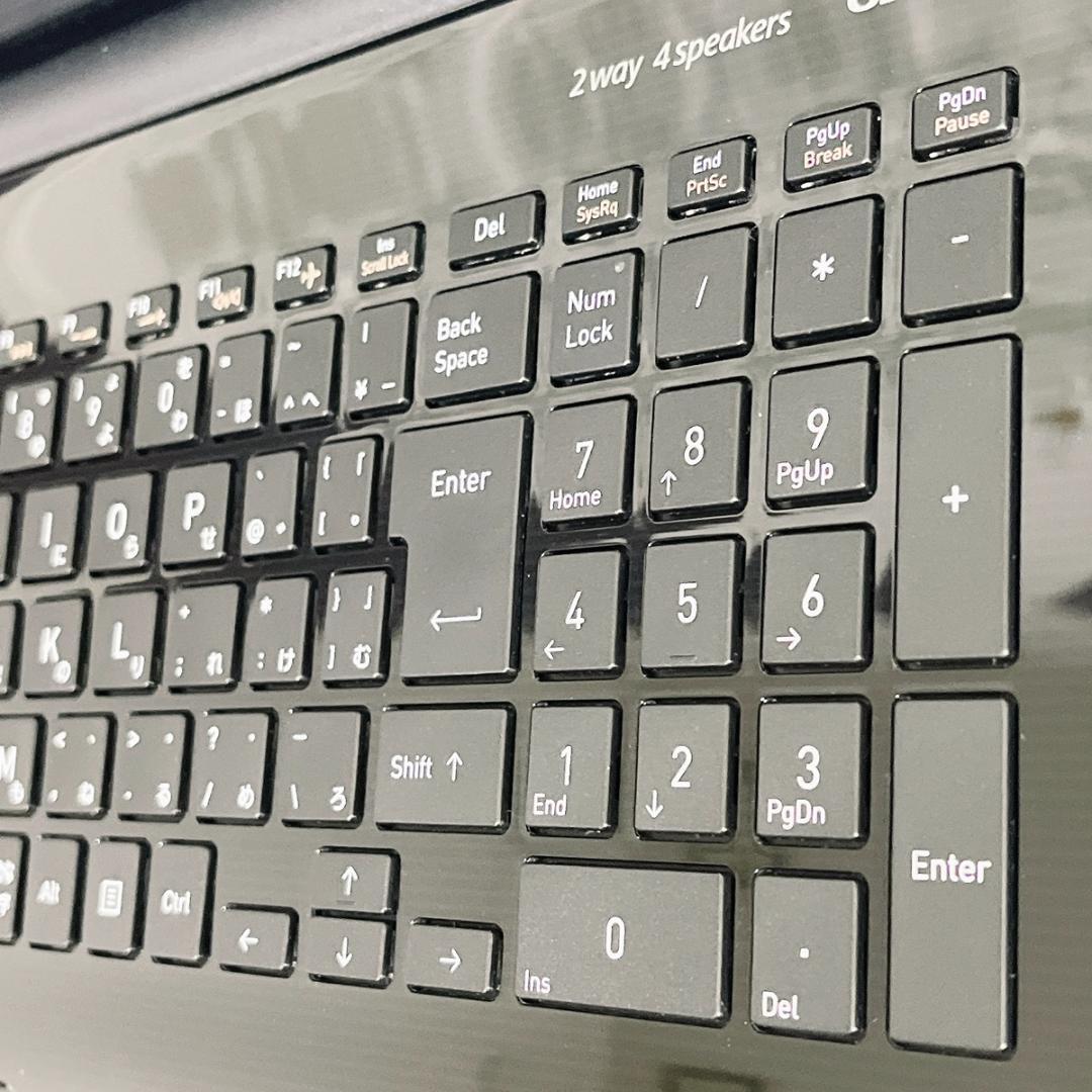 美品✨Windows11✨新品爆速SSD薄型ノートパソコン黒✨カメラ オフィス付