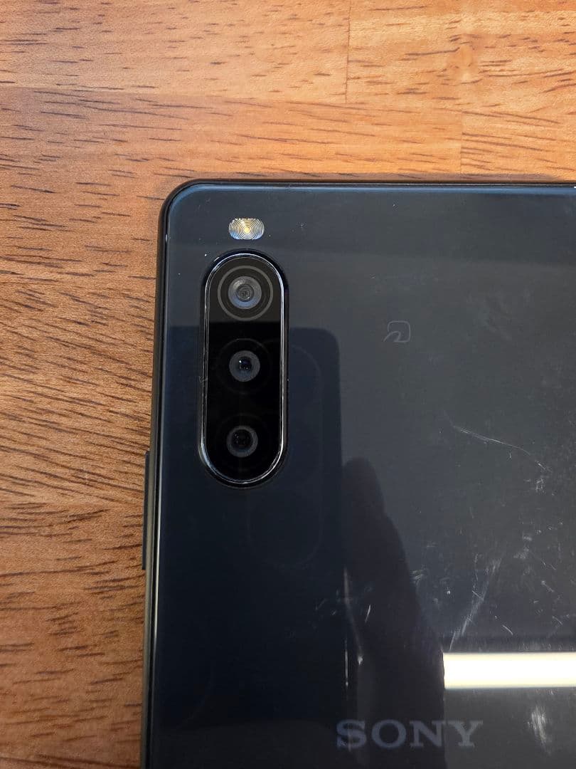 Xperia 10 II ◆ 4GB/64GB / au SOV43　ブラック