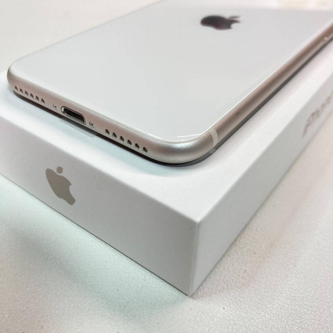 iPhoneSE3 64gb【極美品☆新品バッテリー】