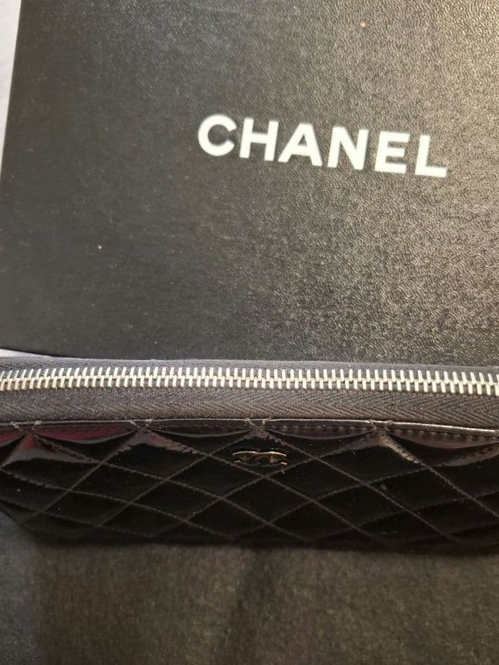 (*)様 ・シャネル ブリリアント ラウンドファスナー 付属品完備 正規品 CH