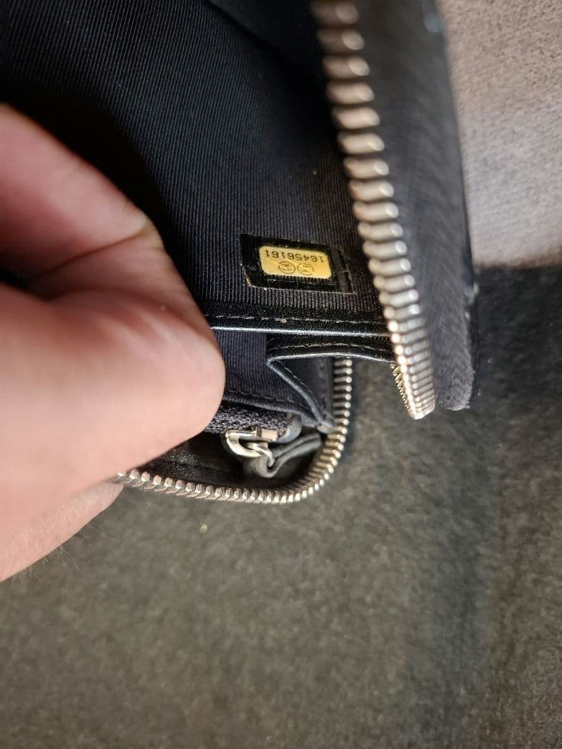 (*)様 ・シャネル ブリリアント ラウンドファスナー 付属品完備 正規品 CH