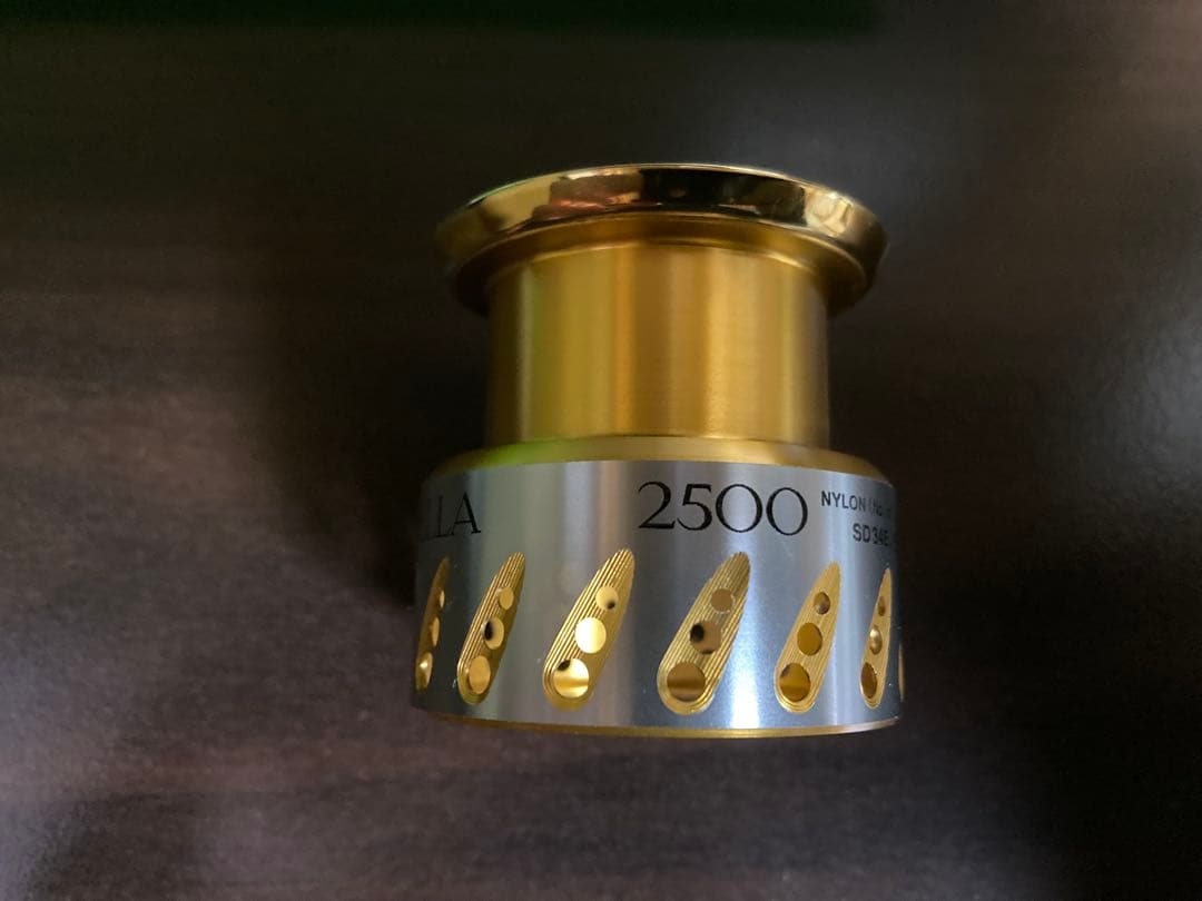 シマノ 07ステラ 2500S／2500スプール付き