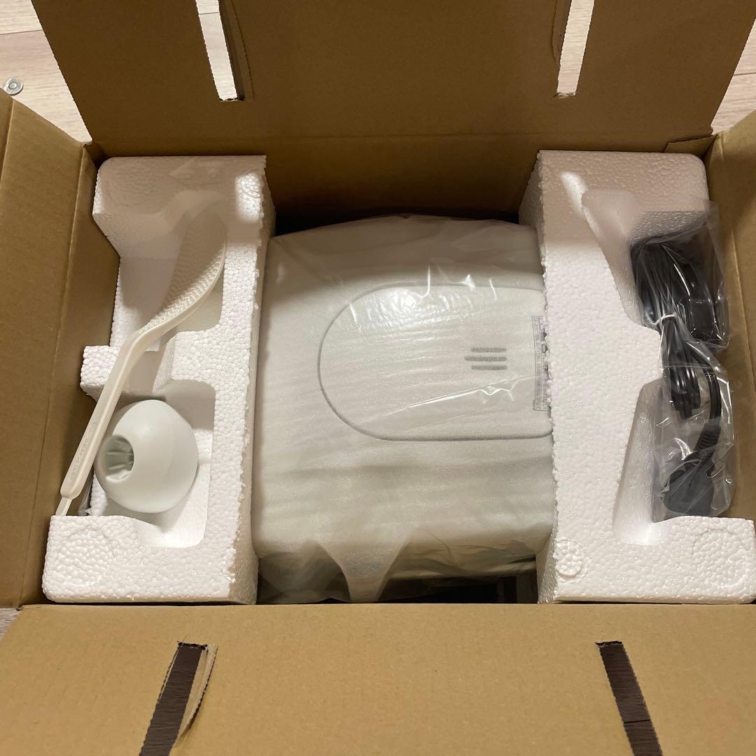 TIGER タイガー マイコン炊飯ジャー 炊きたて JBH-G101 W 新品