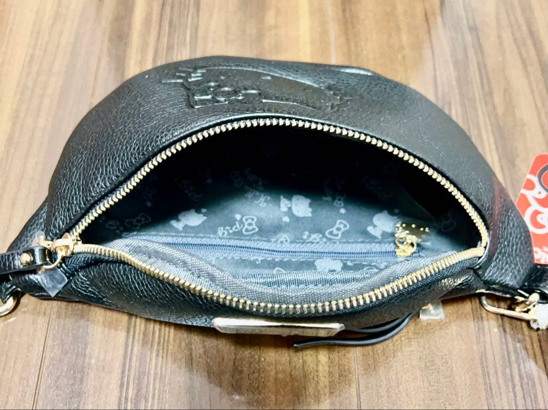 ハローキティ ショルダーバッグ