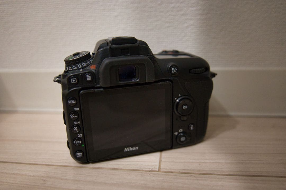 Nikon D7500 デジタル一眼レフカメラ 元箱・おまけレリーズ付き