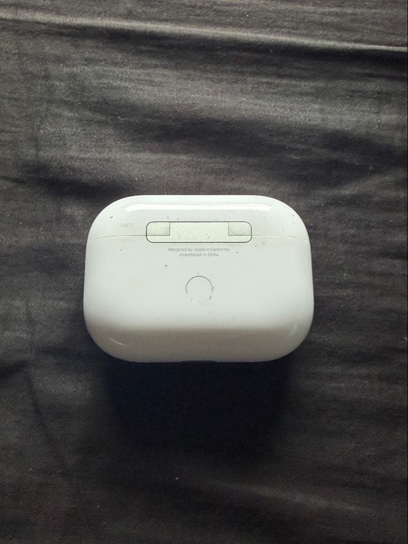 airpods pro 第2世代　Lightning apple イヤホン