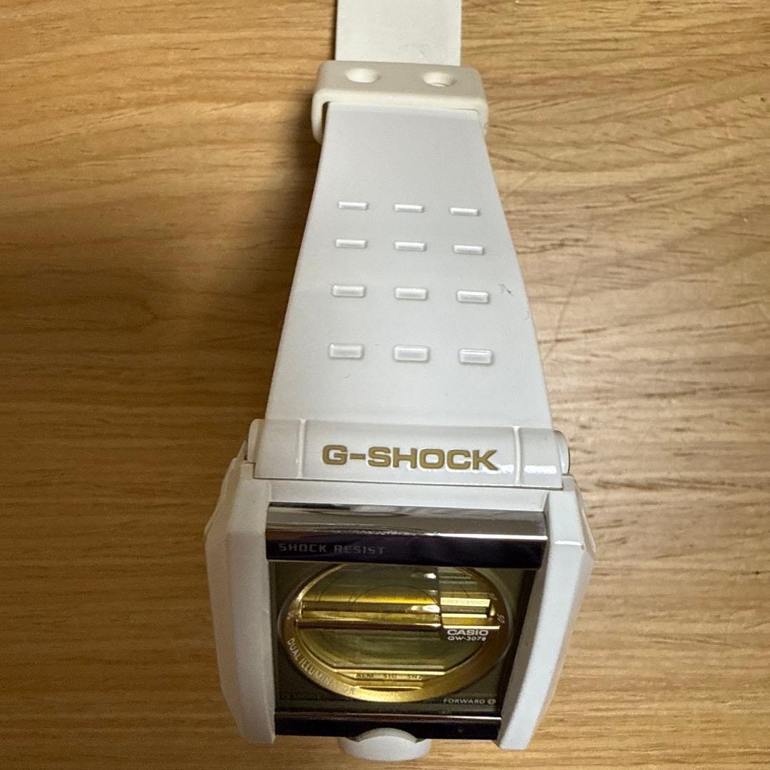 CASIO G-SHOCK G-8100 LV ホワイト