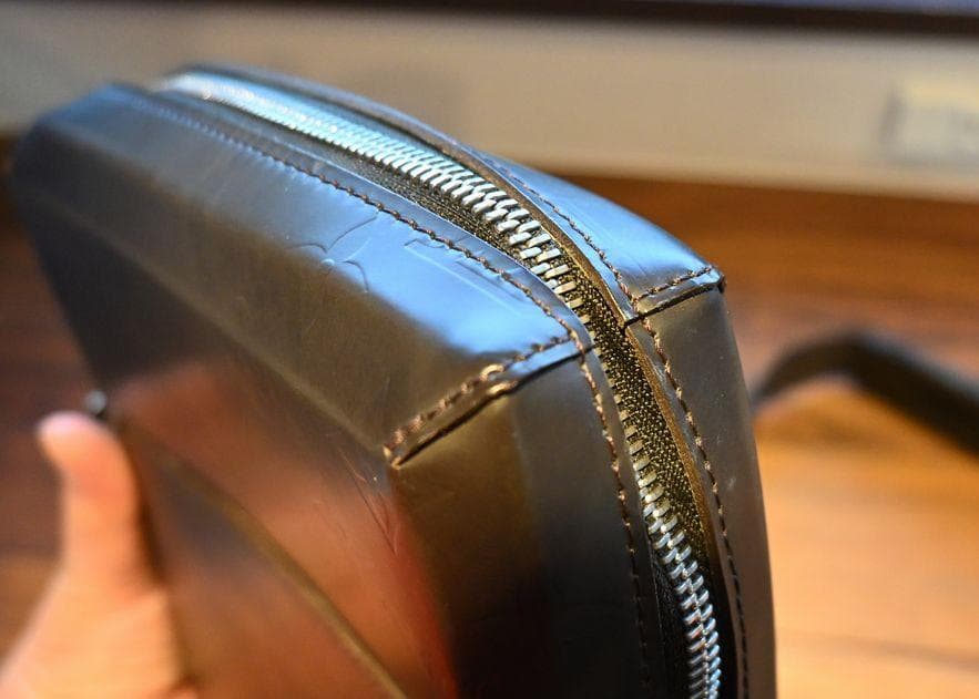 美品 LOUIS VUITTON モノグラムグラセ ボビー ショルダーバッグ