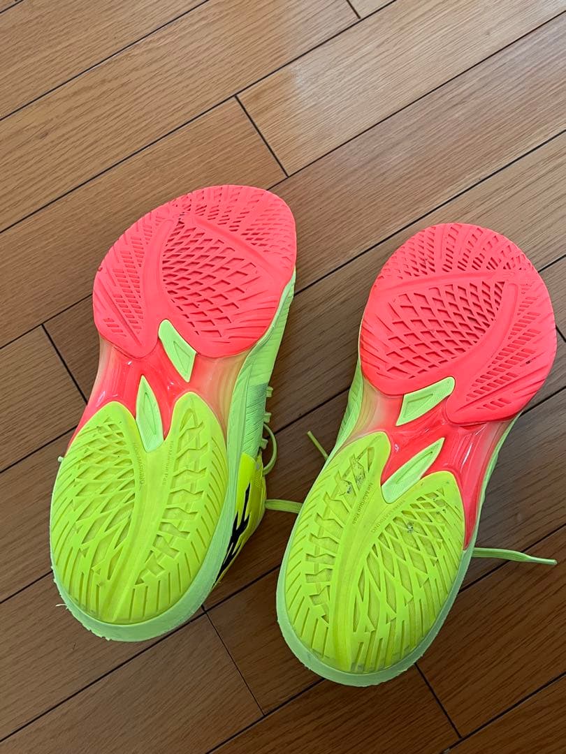 ASICS バレーボールシューズ 蛍光イエロー