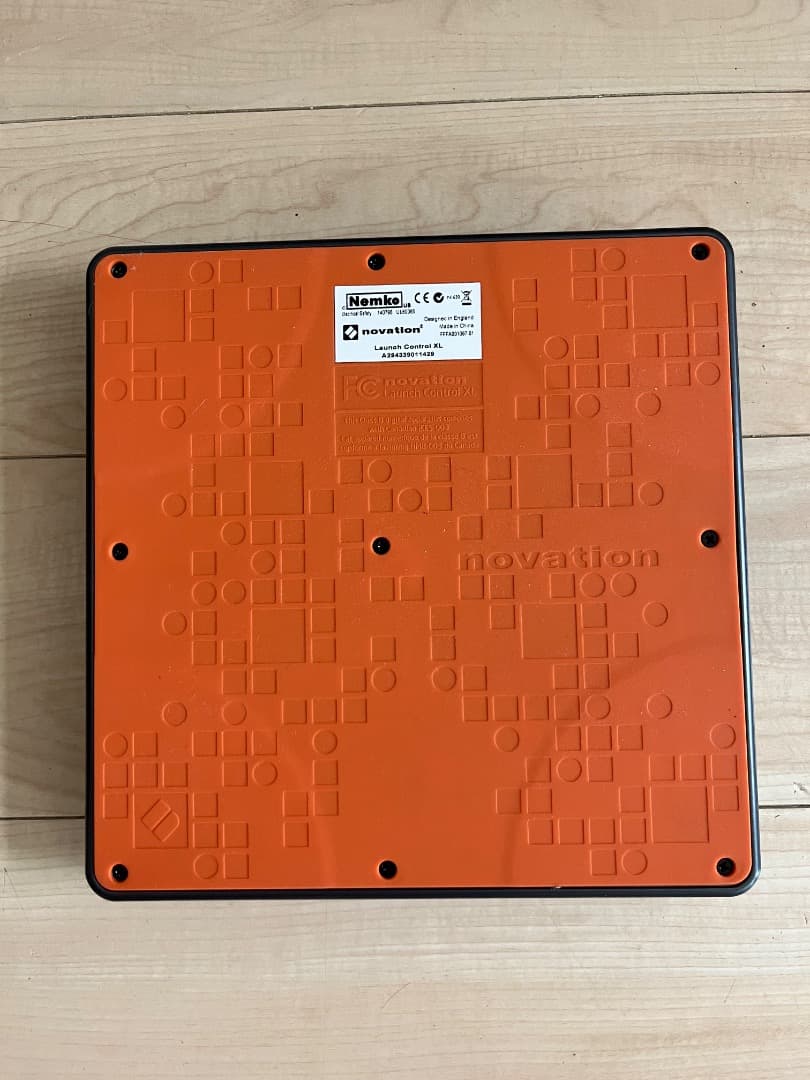 [美品] NOVATION LaunchControl XL