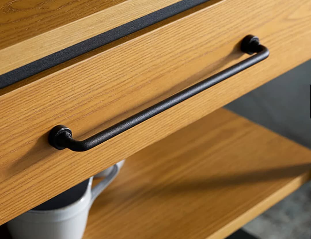 【3月1日まで】LOWYAキッチンカウンター