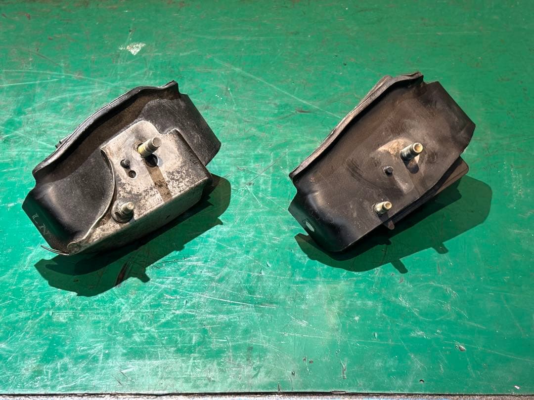 SR20DET 180sx ニスモ エンジンマウント　左右