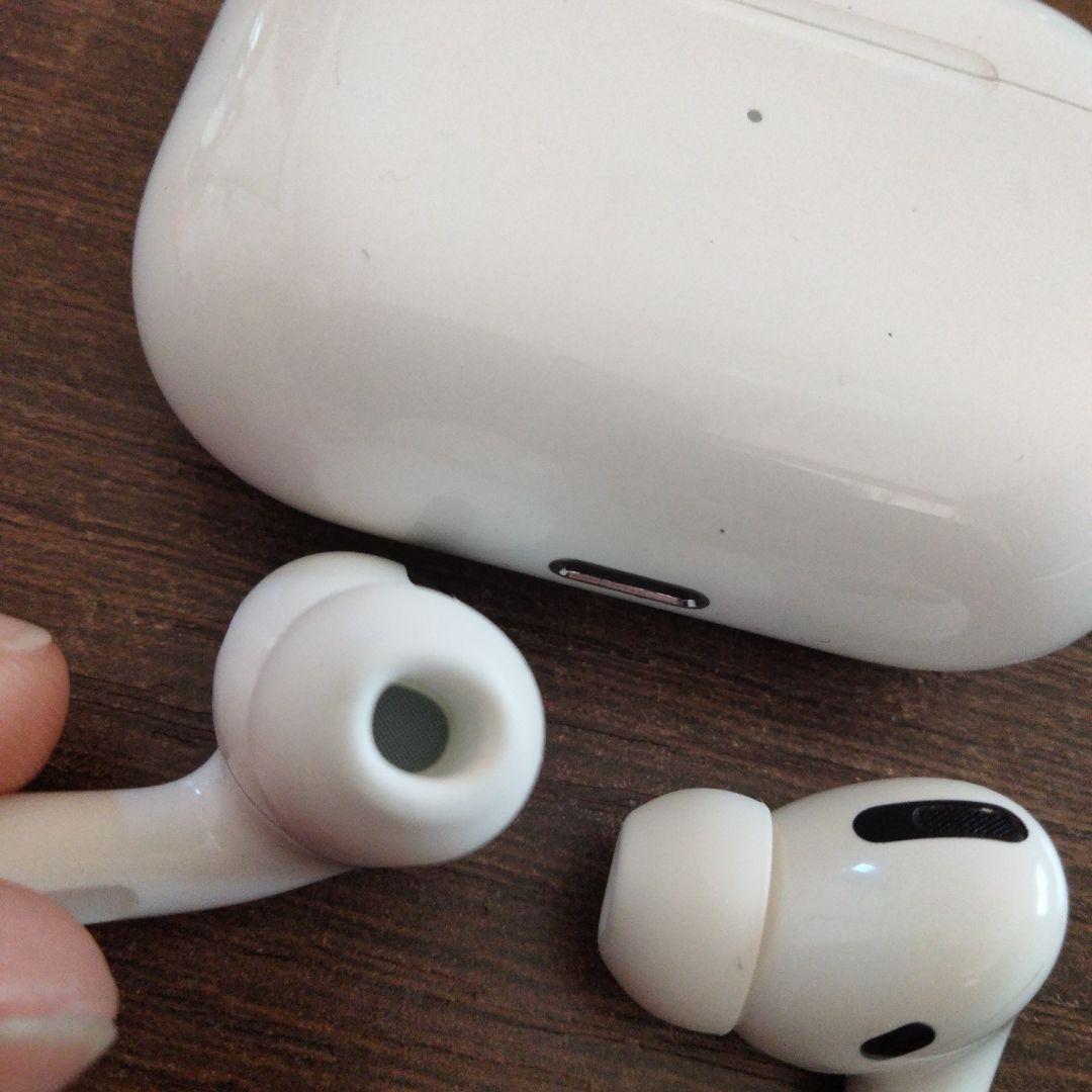 【正規品】AirPodsPro2本体 ホワイト 充電ケース付き