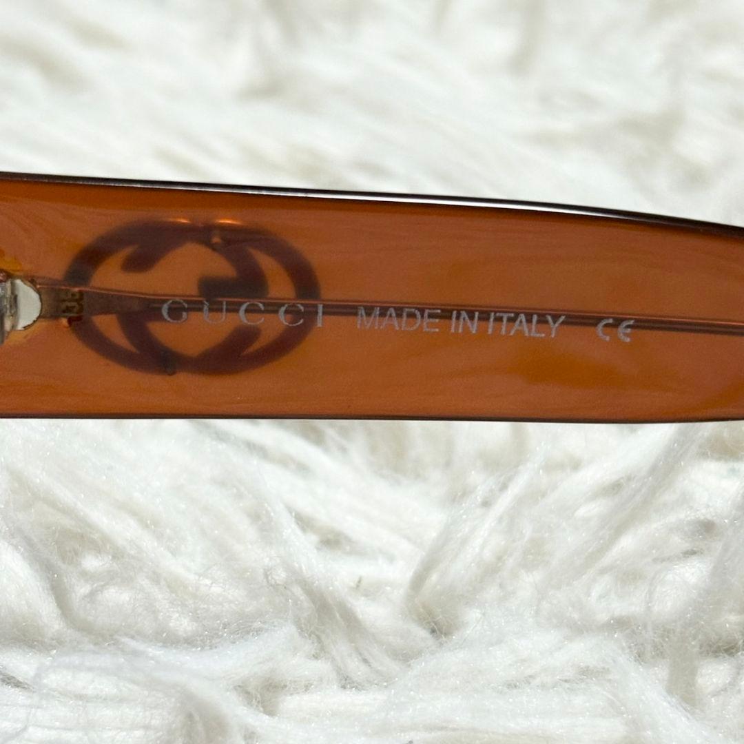 極美品 グッチ サングラス 135 GG2408 インターロッキング