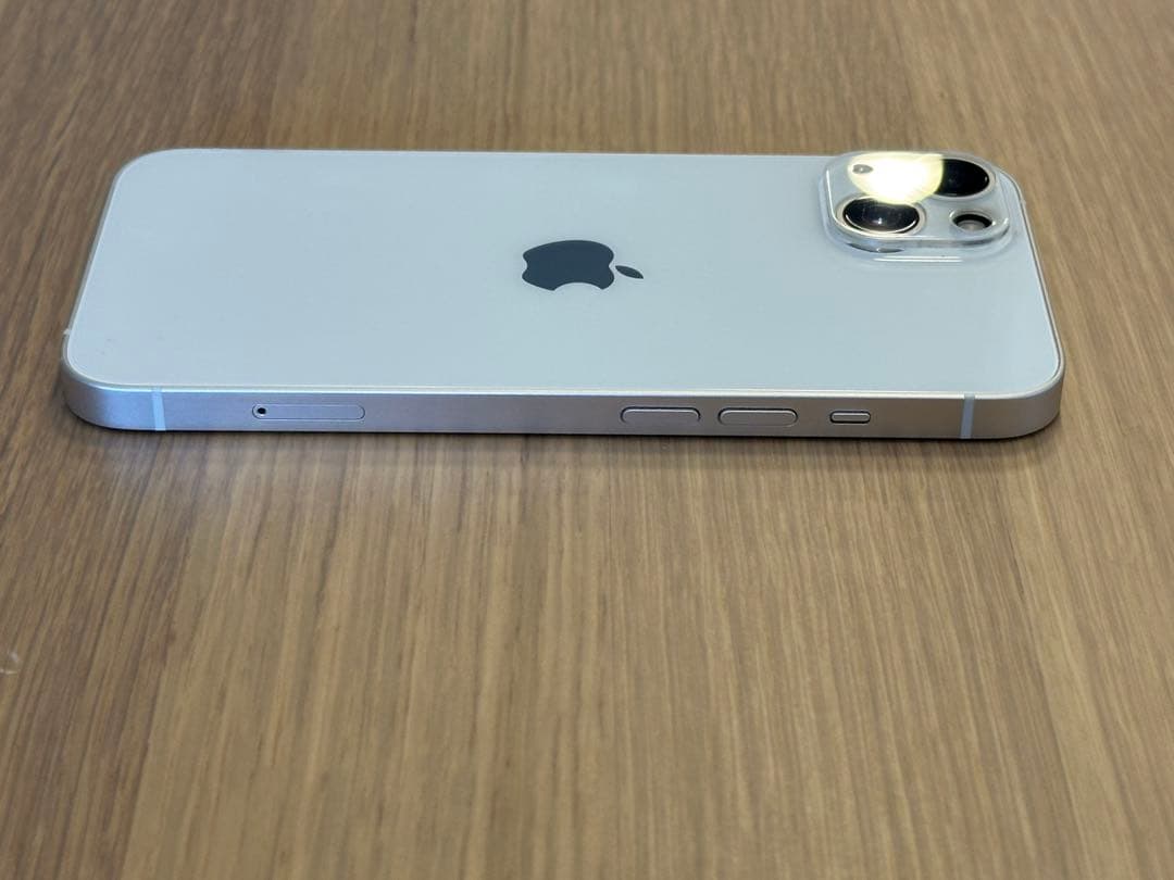 レア iOS16.3.1 Apple iPhone13 超美品 SIMフリー