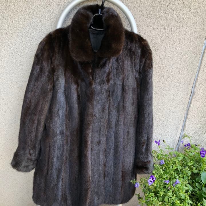 SAFURON 　毛皮　コート　ゴージャス　極美品ダークブラウン