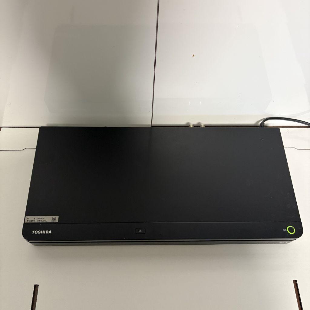 東芝　ブルーレイレコーダー　DBR-W507