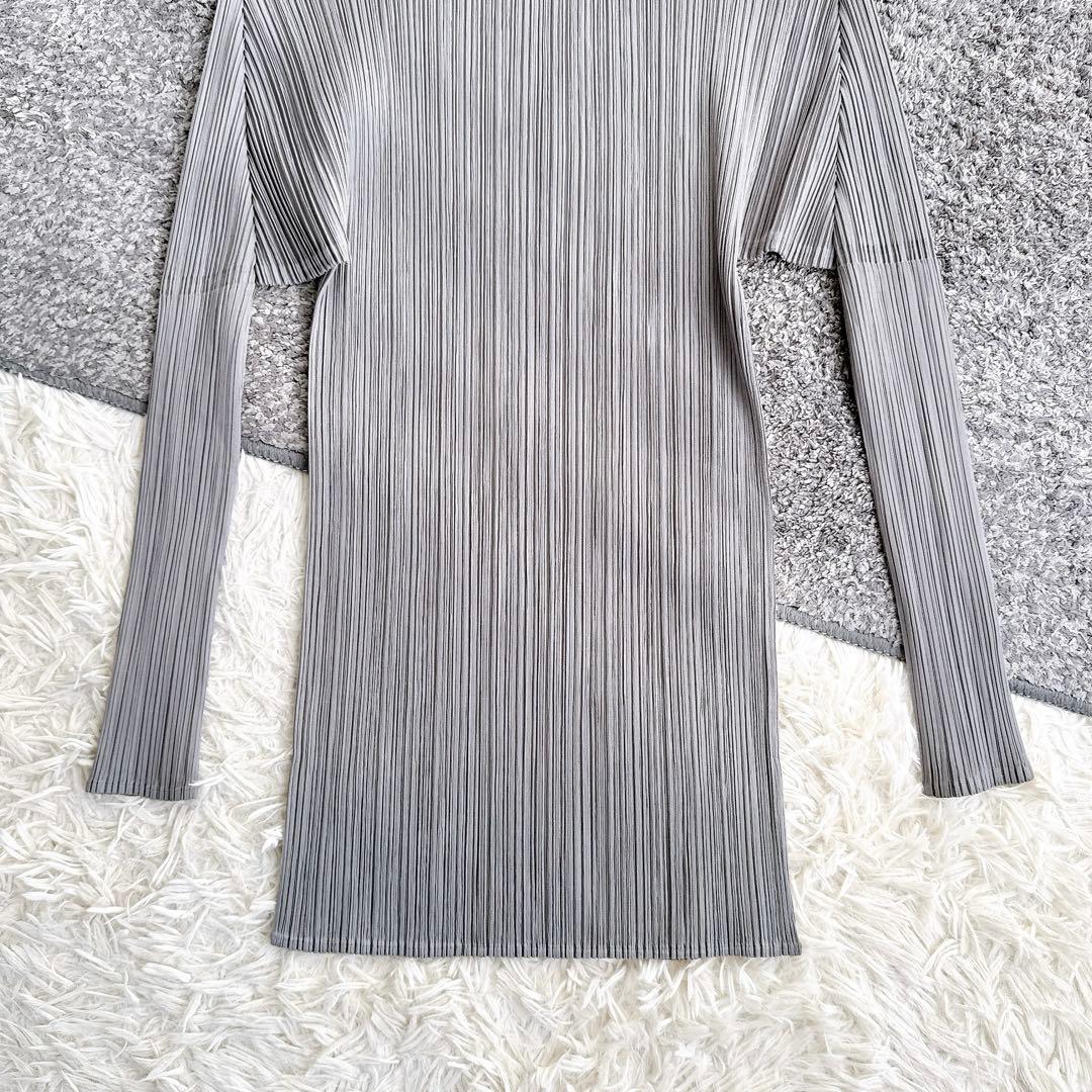 美品　日本製　プリーツプリーズ　長袖　カットソー　イッセイミヤケ　グレー
