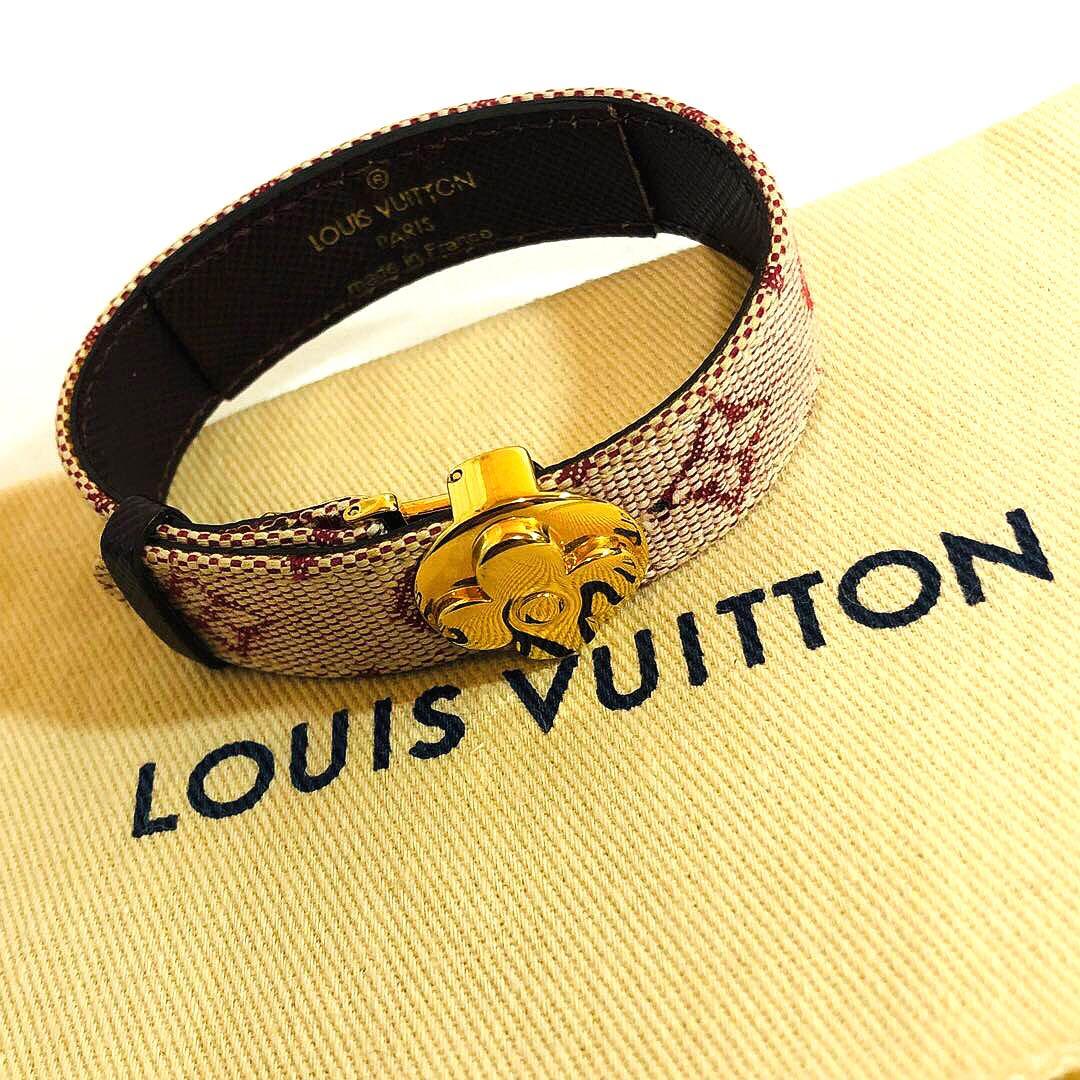 黒谷ゆりLOUIS VUITTON