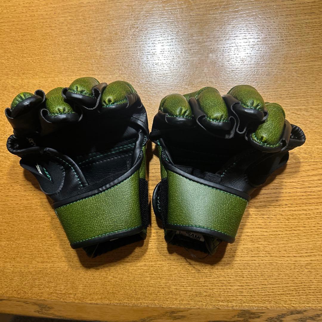 RIZIN ISAMI グリーン ボクシンググローブ Lサイズ