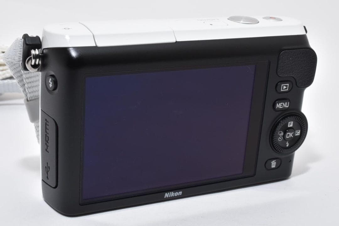 【箱付き】 Nikon ニコン 1 S2 ホワイト ミラーレス一眼カメラ