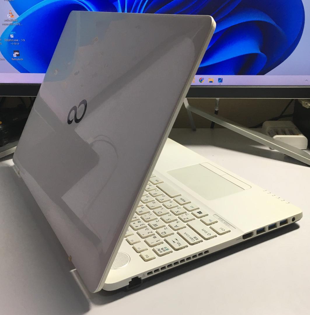 富士通FMV LIFEBOOK AH53/X Windows11